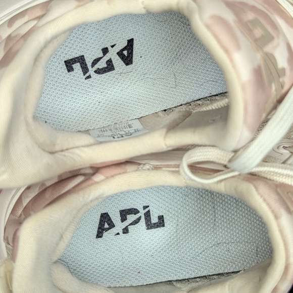 APL Athletic Propulsion Labs Techloom Tracer Sneaker Creme Beach Leopard Women's - Picture 8 of 9